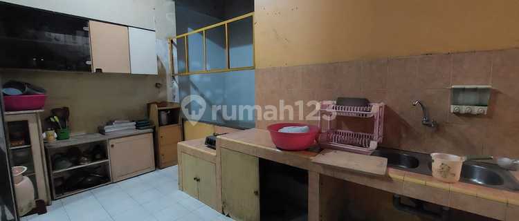 Ruko Gandeng Pinggir Jalan Utama Jatiwaringin, Pondokgede, Bekasi. #556 1