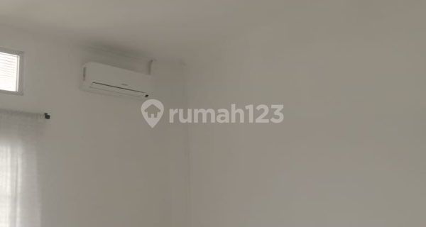 Siap Huni, Cluster Aman, Dekat Summarecon Rumah Disewakan di Mustika Jaya, Bekasi #1404 1