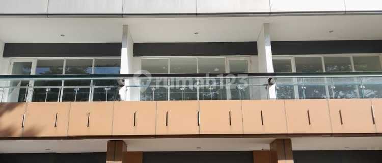 Strategis, Modern, Dekat Fasilitas - Ruko di BSD City Serpong #1450 1