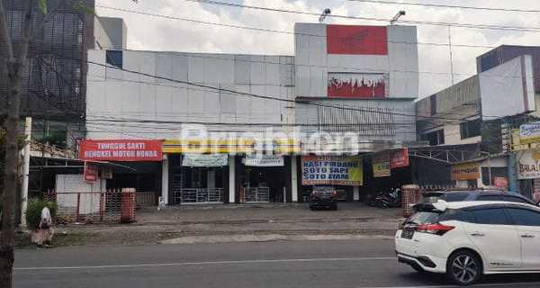 Iconic Commercial Building Bekas Showroom Top Brand, Siap Pakai 1