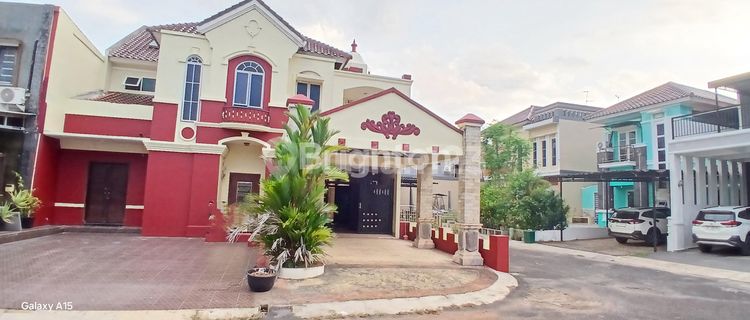 BEAUTIFUL HOOK HOUSE IN CLUSTER NEAR THE BATAM CITY GOVERNMENT CENTER IN BEVERLY BATAM CENTRE 1