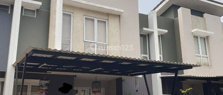 Dijual Rumah Bangunan 2 Lantai + Rooftop Lantai 3  1