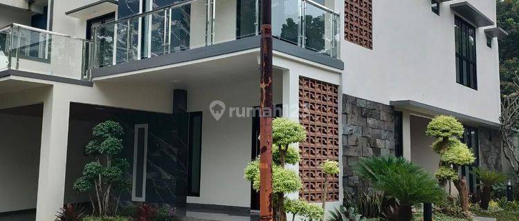 Rumah Dijual Bintaro Tangerang Selatan 1