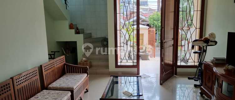 For Sale, West Cengkir, Move-in Ready, 3-car road. 1