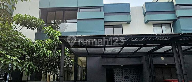 Modern and New House in Mozart Symphonia Gading Serpong Cluster with Full Facilities 1