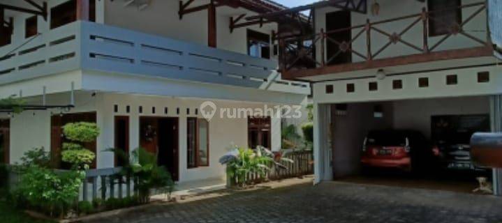 Disewakan Rumah Asri. / Tenang Fully Furnished Bambu Apus Jakarta Timur Rumah Kontrakan SHM - SHM Bagus di Jalan Bambu Apus, Jakarta Timur, Bambu Apus 1
