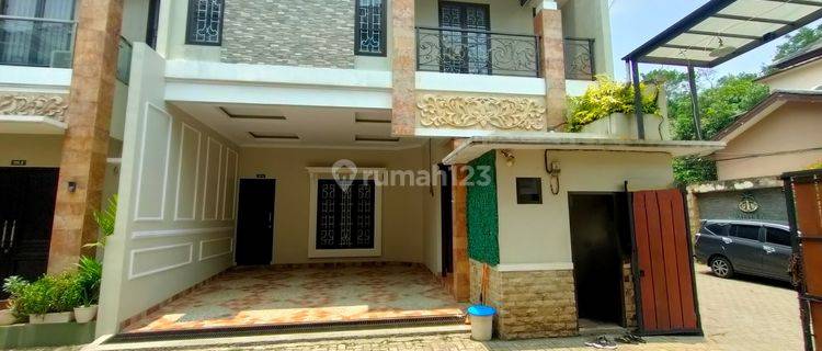 Town House Mewah 3LT Aman,hook, Rooftop, Barbeque Area Siap Huni 1