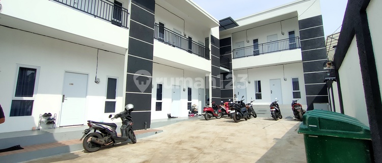 20 Door Nice, New and Comfortable Boarding House, Furnished in Ragunan, Freehold Title 1