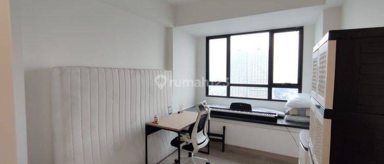 Apartemen Collins Boulevard Studio Type Semi Furnished View City 1