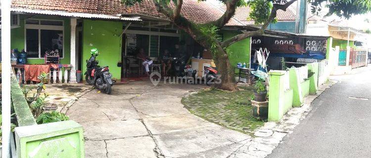 Rumah Besar dan Murah di Candisari, Lokasi Strategis dekat Tol 1