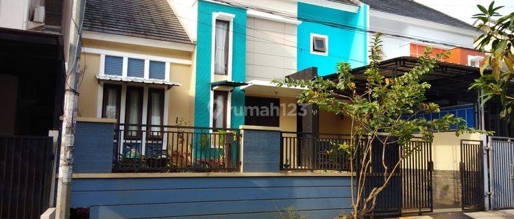 Dijual Rumah 2 Lantai BSD, 5KT Lokasi Strategis Dekat Fasilitas Kota! 1