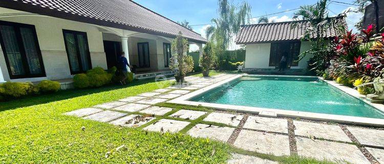 PASTI DEAL DI JUAL VILLA LOKASI KETEWEL GIANYAR 1