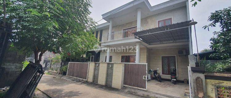 DEFINITELY A DEAL FOR SALE VILLA IN THE PEMARON SINGARAJA BULELENG LOCATION 
 1