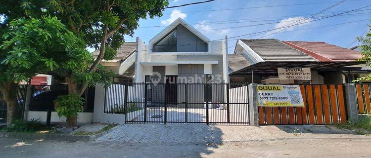 Rumah Baru Gress Turun Harga Di Puri Safira 1