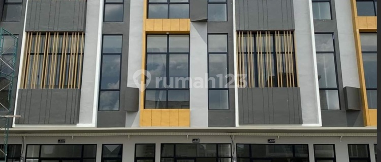 New Ready-to-Occupy Ruko in Eastern Park Grand Easternkeputih Ruko at Eastern Park Residence, Jl. Raya Sukolilo Mulia, Keputih, Sukolilo, Surabaya City, East Java, Indonesia, 60111, Keputih 54.0 m² Unfurnished SHM 1