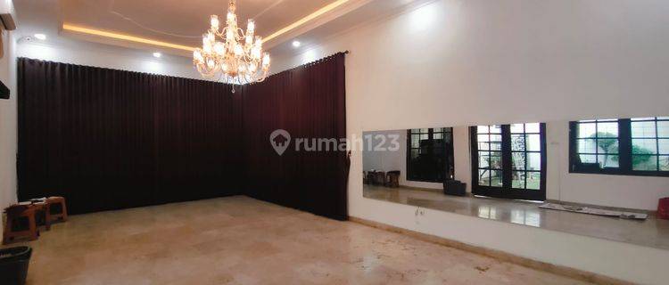 Rumah Kontrakan Bagus Furnished di Ciledug, Tangerang 1