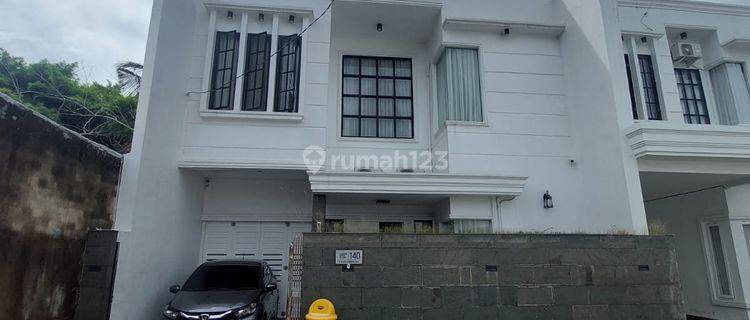 Dijual Rumah Jalan Demang Lebar Daun Palembang 1