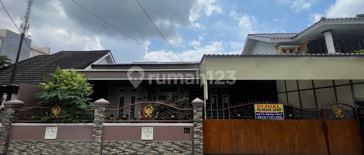 Disewakan Rumah di Palembang Jalan Demang Lebar Daun Palembang 1