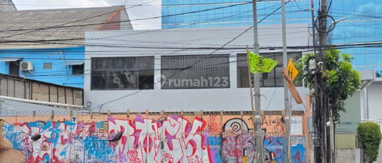 Ruang usaha Bagus di Jalan Raya Bekasi Barat, Bekasi  1