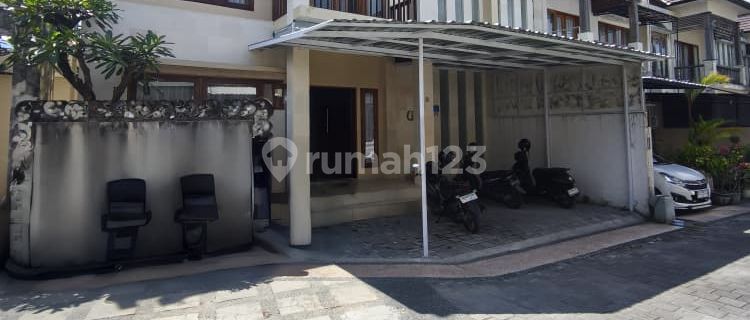 For Sale House with One Gate 24-Hour Security Near Mahendradatta Street 6 Meters 1