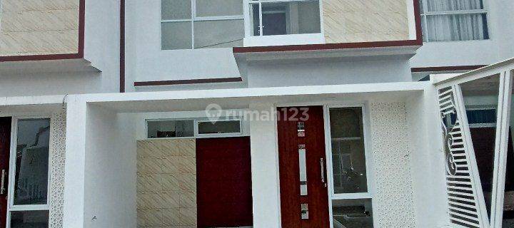 Rumah Luq Cibiru,baru 2 Lantai Murah Mewah Dekat Toll Cileunyi di Dkt Kota Bandung Timur Jual Dijual 1