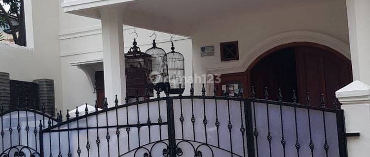 Rumah 2,5 lantai dijual di Bukit Sawangan Indah, Depok 1