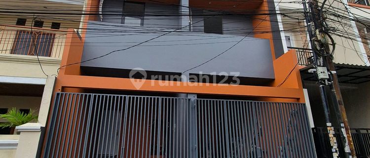 Luxury New House Ready to Occupied, Wide Road, 5 Minutes to Central Park Mall 1