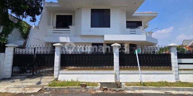Dharmahusada Indah House  STRATEGIC READY TO OCCUPY 1