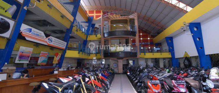 Dijual Gudang Showroom Di Daerah Ciateul Ibu Inggit Pusat Kota Bandung. Yuk Klik Iklan Ini Dulu 1