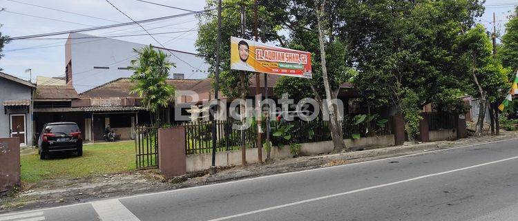 Rumah strategis posisi hook 1