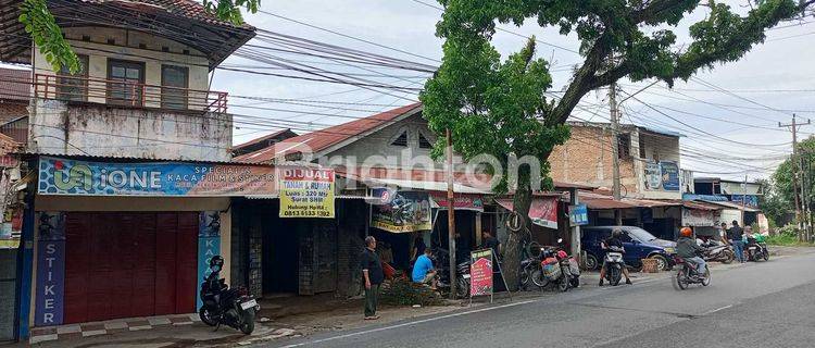 Delapan Rumah Hoki Jalan Sunggal 1