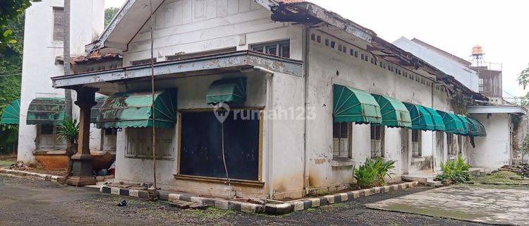 rumah tua hitung tanah bisa bangun 8 lantai  1