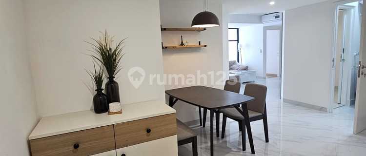 For Sale Condominium Taman Anggrek Tower 4 15th Floor Semi Furnished, Includes Study Room, Area 88 M2, Ready to Occupy, Come Survey & Negotiate!! Free Parking! 1