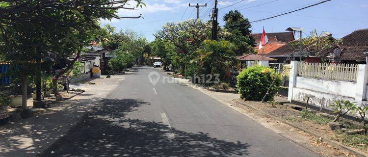 Land Including Boarding House Buildings in the Center of Singaraja City, Bali 1