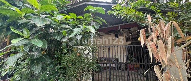 Dijual Bangunan Cocok Untuk Tempat Usaha Di Jalan Sampit Blok M 1