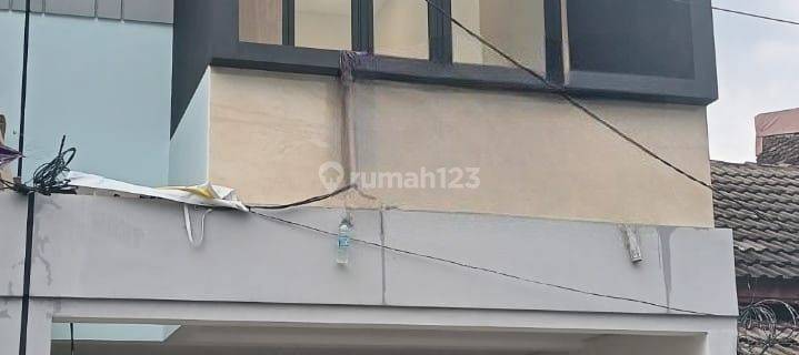 Rumah Rungkut Baru Gress 2 Lantai 3 Kamar Dekat Superindo 1