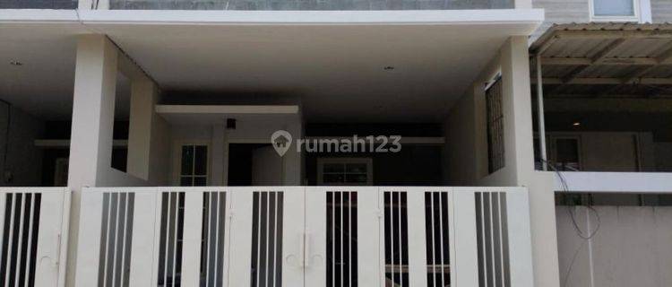 Rumah Tenggilis 3 Kamar Dekat Ubaya Lokasi Strategis Bebas Banjir 1