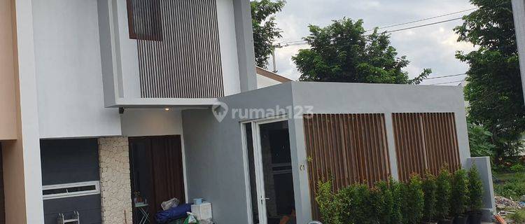 Dijual Rumah Modern One Gate System Lt 100m2 Kt 3 Jalan Puri Gading Jimbaran Dekat Sekolah Taman Rama 1