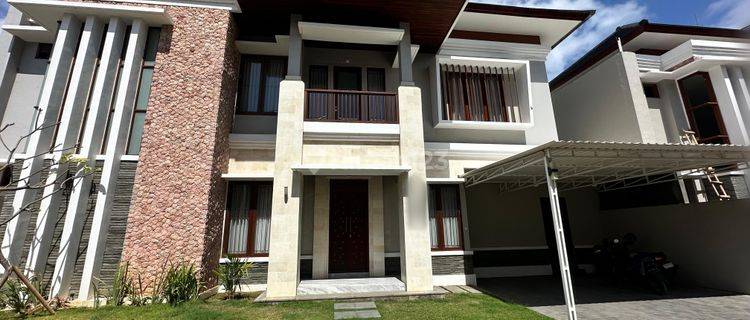 Modern 2-Storey Villa Ready to Move In Near International Schools and Living World Mall Bali 1