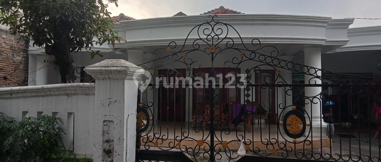 431. Price Reduced For Sale House in Ketapang Cipondoh, Tangerang City, Strategic 5 Minutes to Green Lake City - Near Toll Road 1