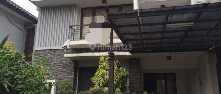 Rumah Depan Taman 2 Lantai Siap Huni Cluster Legenda Wisata 1