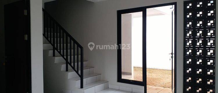 Disewakan/Dijual rmh baru di Summarecon 1