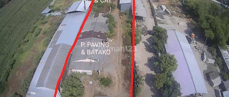 Pabrik paving  dan gudang di jalan Belahan Tengah Mojosari 1