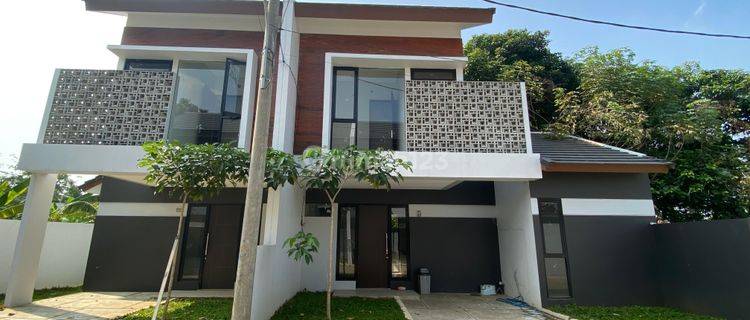 Rumah Teras Grandwiz Res Blok B2 No. 8 Dekat Grand Wisata 1