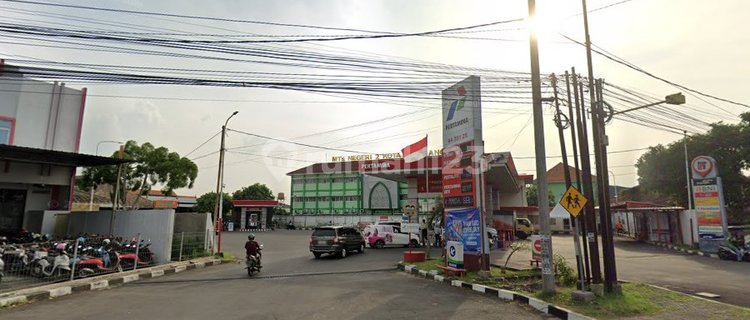 Affordable Business Space at Gas Station on Jl. Sukarno-Hatta, Pedurungan, Semarang City 4450126 1
