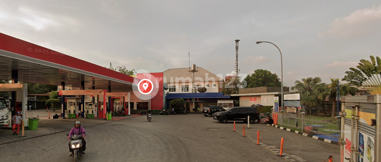 Affordable Business Space at Gas Station on Jl. Yos Soedarso No.1 4450139. 1