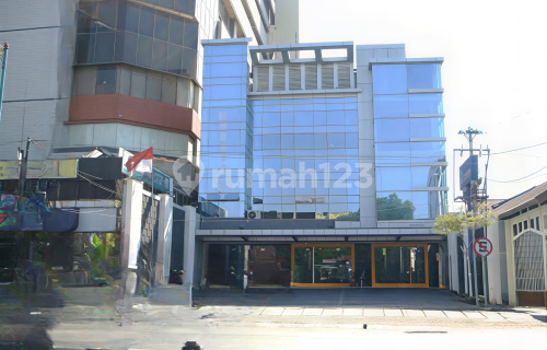 Mid-City Ready-to-Use Office Building in Semarang A5213 1