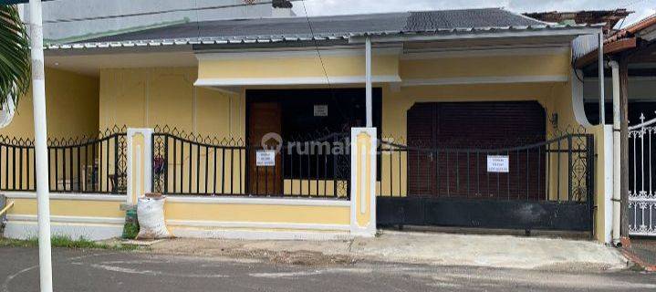 Rumah bersih & luas siap huni 1