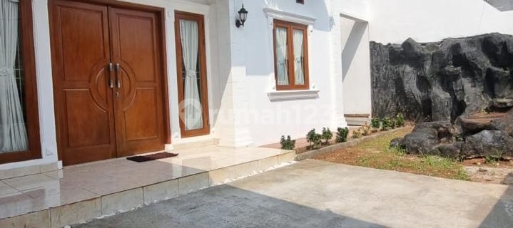 Two-Story House in a Quiet & Safe Environment 1