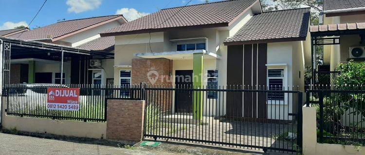 Rumah Dijual Di Jl. Ujung Pandang 2, Pontianak Rumah 1